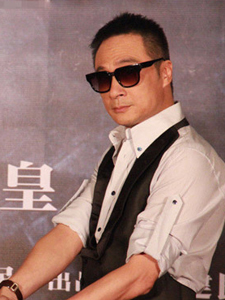 吴镇宇猎仇者剧照